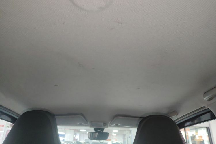 五菱汽车 宏光MINIEV 2022款 轻松款 三元锂中控内饰22