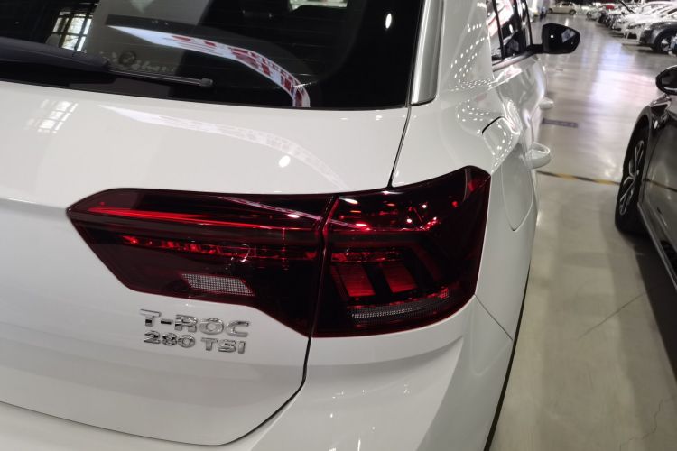 大众 T-ROC探歌 2018款 280TSI DSG两驱舒适型 国V车身外观9