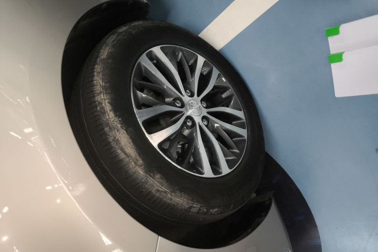 别克GL8 2023款 ES陆尊 舒适型车身外观6002