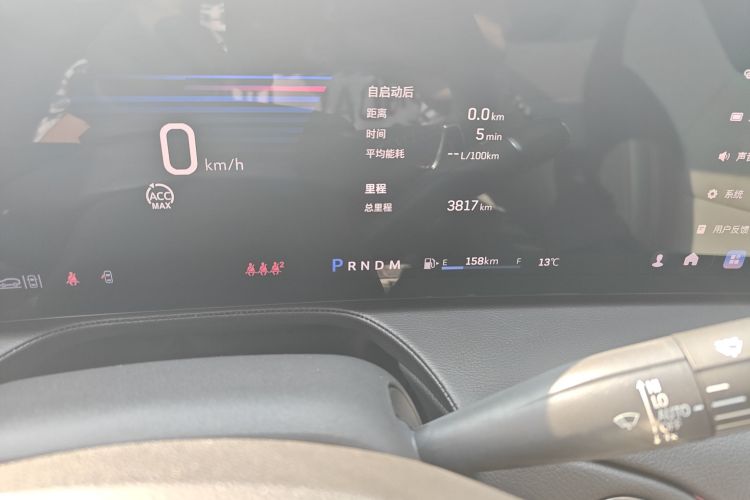 凯迪拉克CT5 2025款 28T 赛道性能版+巅峰赛道选装包中控内饰15