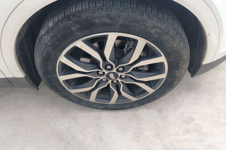 凯迪拉克XT5 2022款 2.0T 四驱豪华型（蜂鸟版）车身外观6007