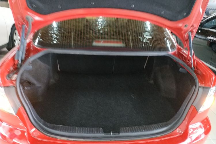 马自达6 2015款 2.0L 自动时尚型局部细节23