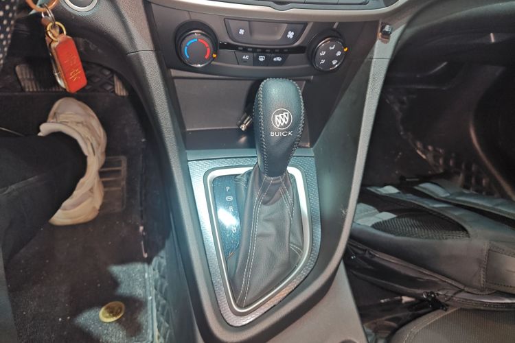 别克 英朗 2021款 改款 1.3T 自动轻混动精英型局部细节18