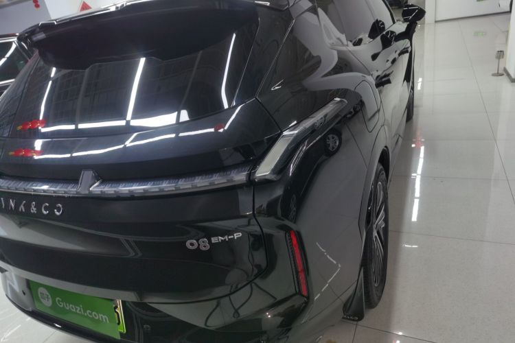 领克08 EM-P 2025款 120km 长续航Pro车身外观9