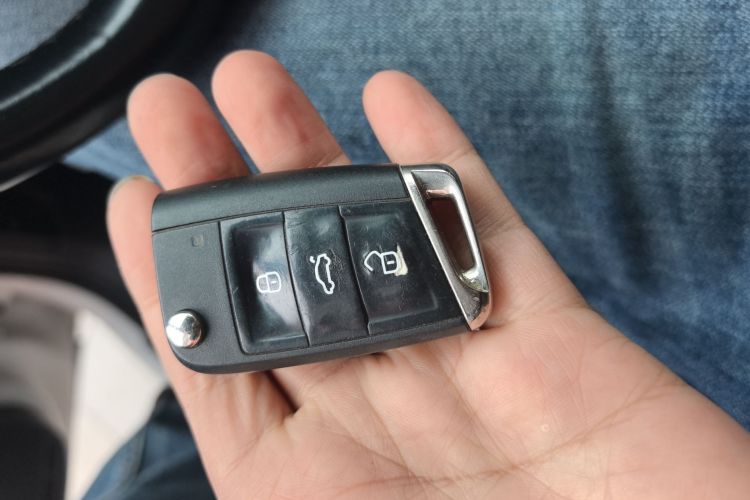 大众 高尔夫 2020款 280TSI DSG舒适型中控内饰11