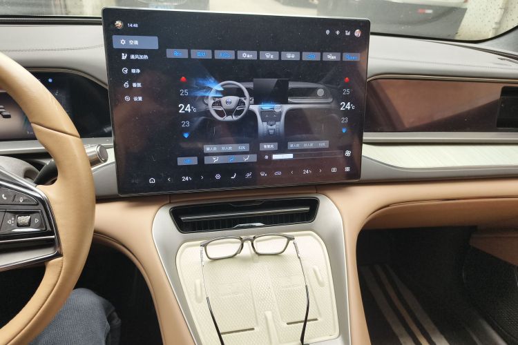 腾势N7 2023款 超长续航版中控内饰16