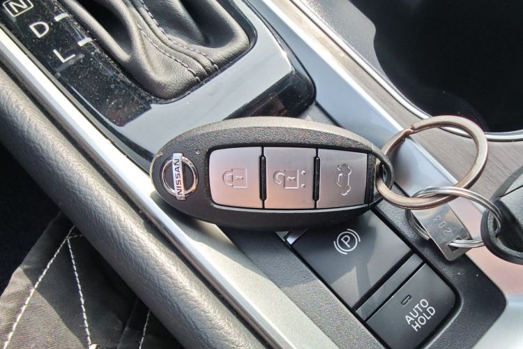 日产 天籁 2021款 2.0L XL 舒适版中控内饰11