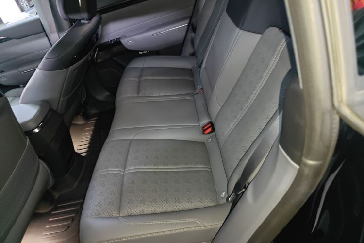 极氪7X 2025款 75kWh 后驱智驾版中控内饰7004