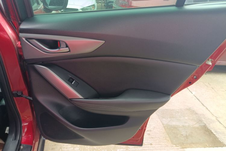 马自达CX-4 2018款 2.0L 自动两驱蓝天活力版 国V中控内饰7006