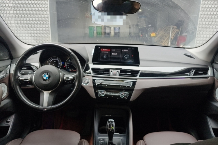 宝马X1 2021款 sDrive25Li 领先型中控内饰12