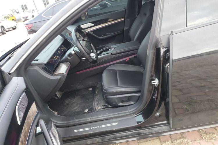 哪吒汽车 哪吒S 2024款 改款 增程 1060 Lite版中控内饰19