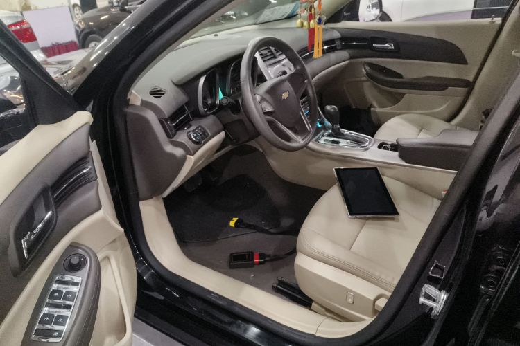 雪佛兰 迈锐宝 2014款 2.0L 自动舒适版中控内饰20