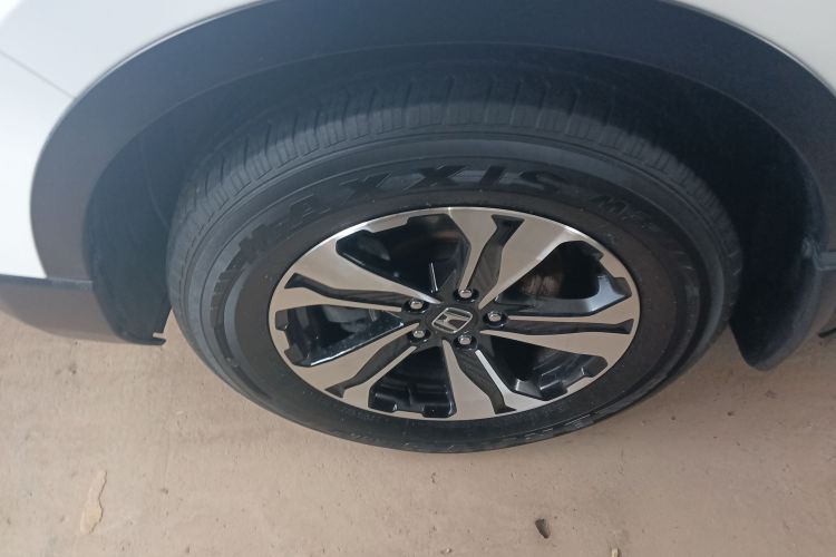 本田CR-V 2019款 240TURBO CVT四驱豪华版 国VI车身外观6007