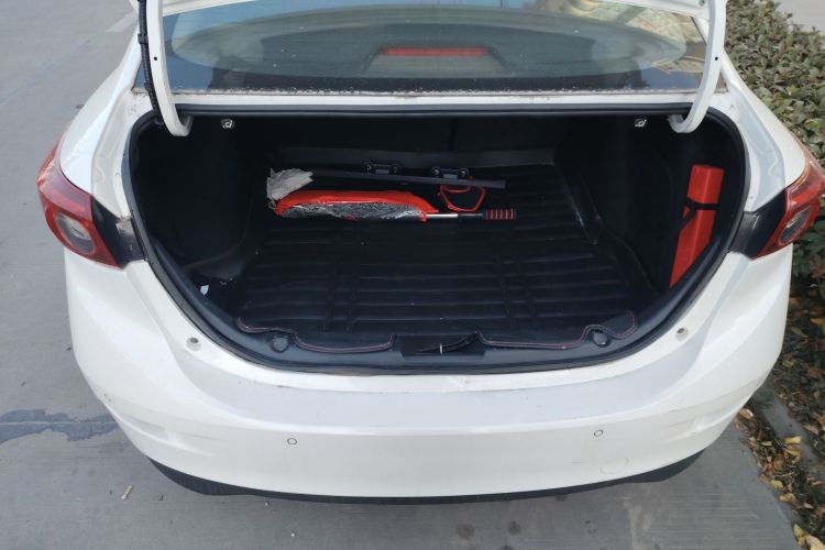 马自达3 昂克赛拉 2017款 三厢 1.5L 自动豪华型 国V中控内饰23