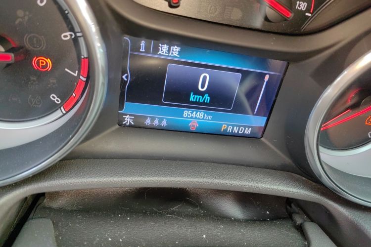 别克 君威 2017款 20T 豪华型中控内饰15