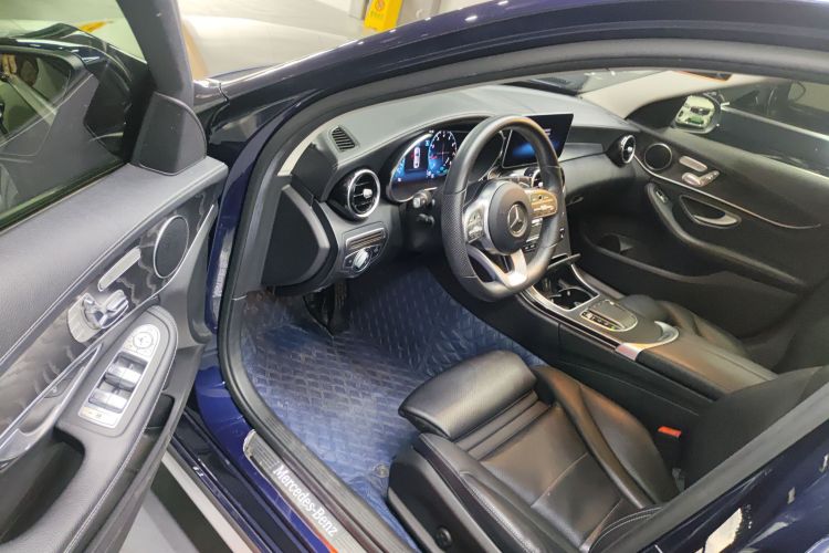 奔驰C级 2020款 C 260 L 运动版中控内饰7003