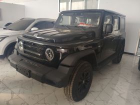 212 T01 2024款 2.0T 探险家