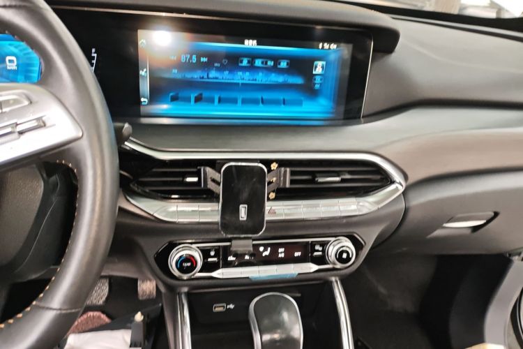 奔腾T77 2019款 230 TID 自动豪华型 国V局部细节16