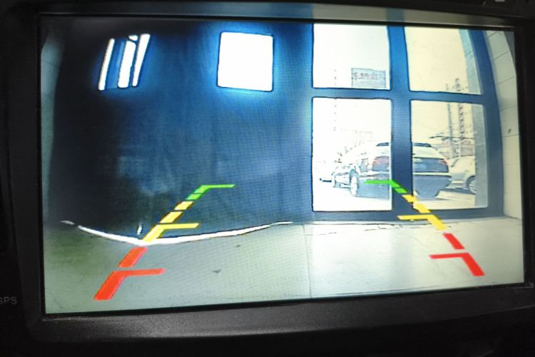 比亚迪F0 2015款 1.0L AMT 铉酷型中控内饰16