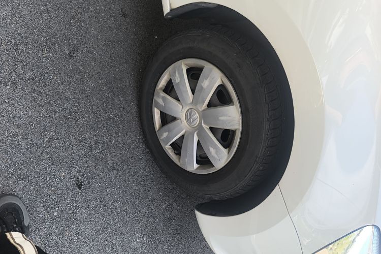 大众 桑塔纳 2015款 1.6L 手动风尚版车身外观6007