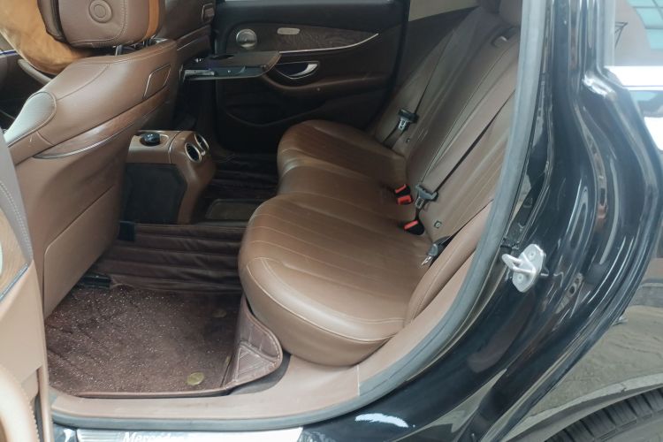 奔驰E级 2018款 E 200 L中控内饰21