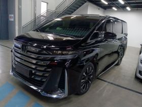 丰田 威尔法 2024款 皇冠 双擎 2.5L 至尊版