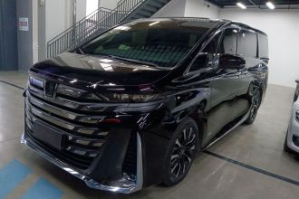 丰田 威尔法 2024款 皇冠 双擎 2.5L 至尊版