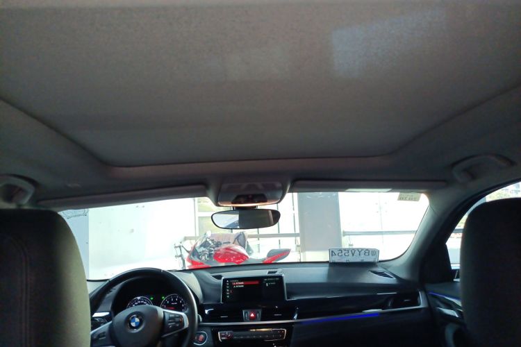 宝马X2(进口) 2018款 sDrive25i 领先型M越野套装 国V局部细节22