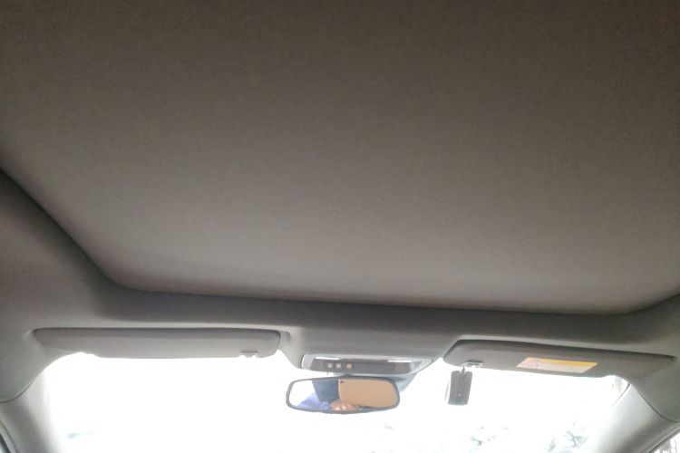 别克 君越 2016款 28T 豪华型中控内饰22