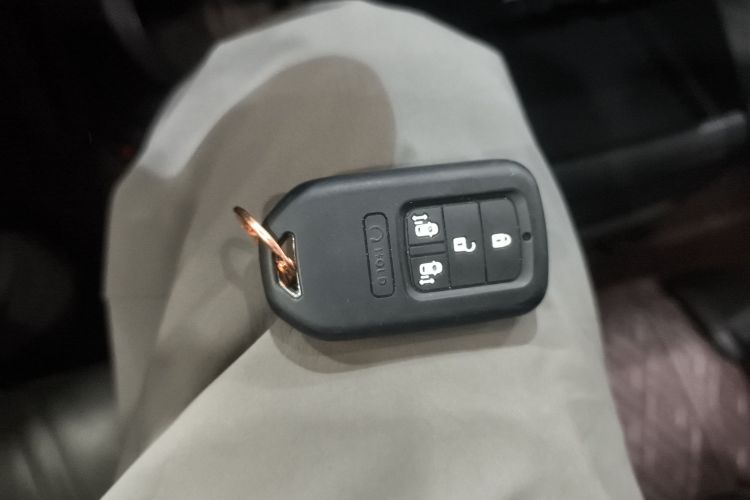 本田 艾力绅 2019款 2.0L 混动豪华版中控内饰11