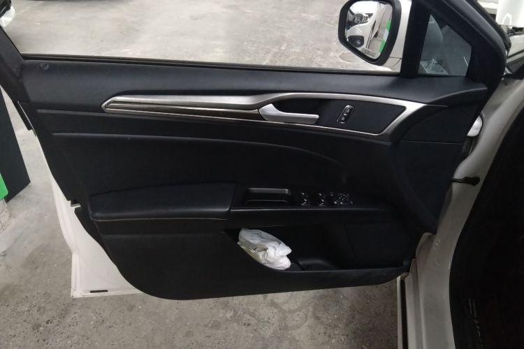 福特 蒙迪欧 2018款 EcoBoost 180 智控时尚型 国V中控内饰47