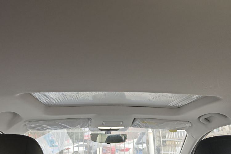 荣威i5 2023款 1.5L CVT豪华版中控内饰22