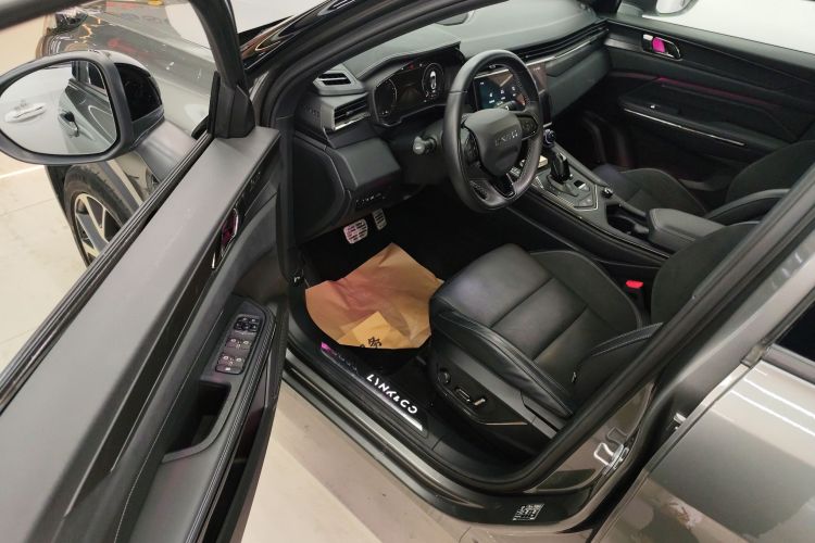 领克01 EM-P 2021款 1.5TD PHEV Halo中控内饰20