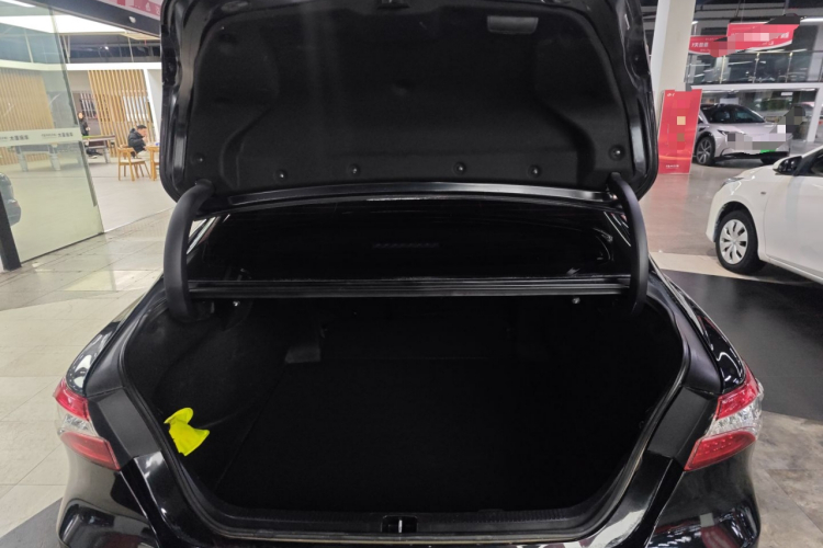 丰田 凯美瑞 2021款 2.0G 豪华版局部细节23