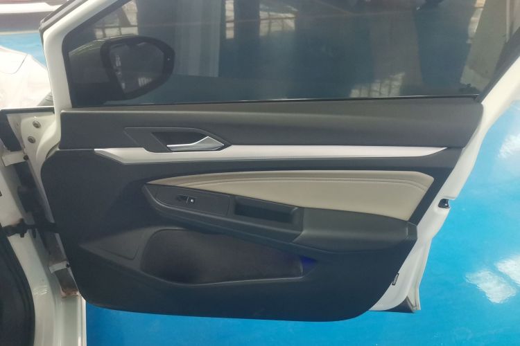 大众 高尔夫 2021款 280TSI DSG Pro中控内饰7005