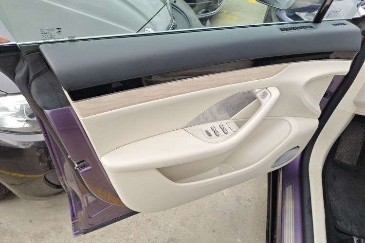 鸿蒙智行 智界R7 2024款 纯电 667km Max中控内饰7007