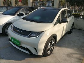 比亚迪 海豚 2023款 420km 时尚版