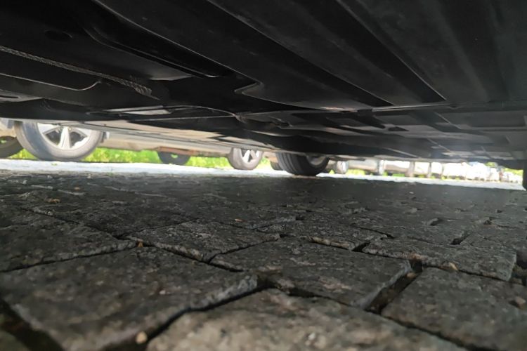 宝马3系 2018款 320Li M运动曜夜版局部细节9002