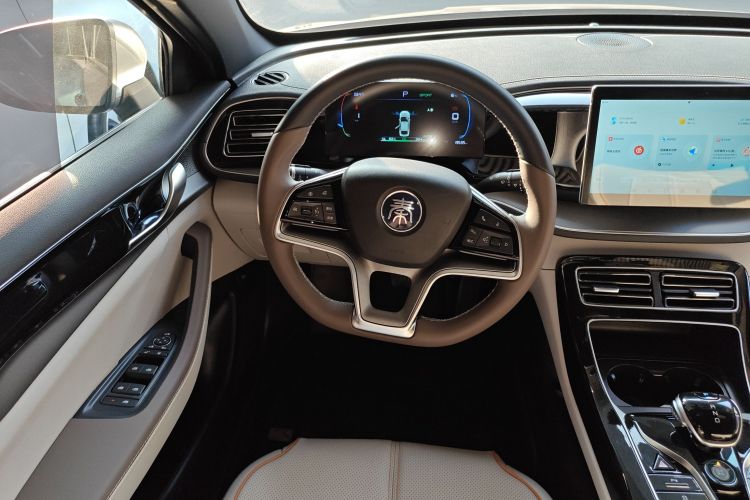 比亚迪 秦PLUS 2023款 冠军版 EV 510KM超越型中控内饰13