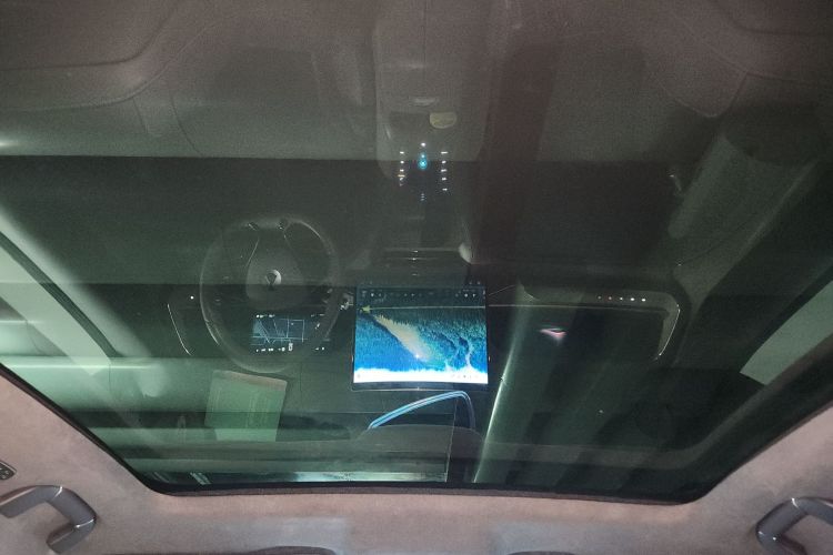 腾势N7 2024款 702 智驾Pro版中控内饰22