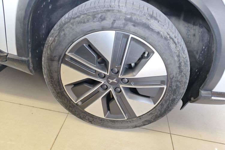 小鹏G3 2022款 G3i 460N+车身外观10