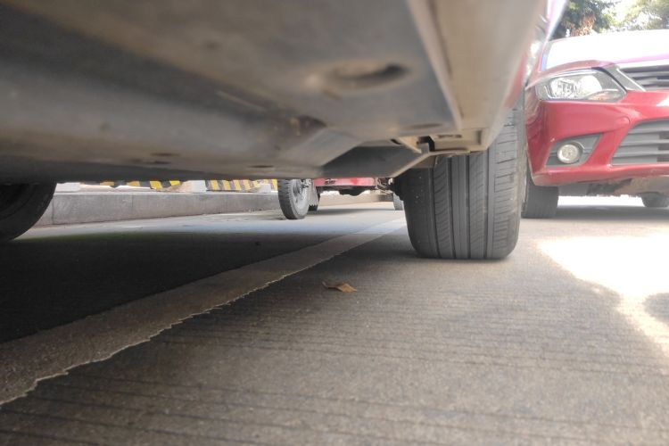 比亚迪 秦PLUS 2023款 冠军版 EV 420KM领先型局部细节9003