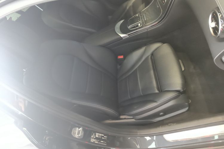 奔驰C级 2021款 C 260 L 运动星耀臻藏版局部细节41