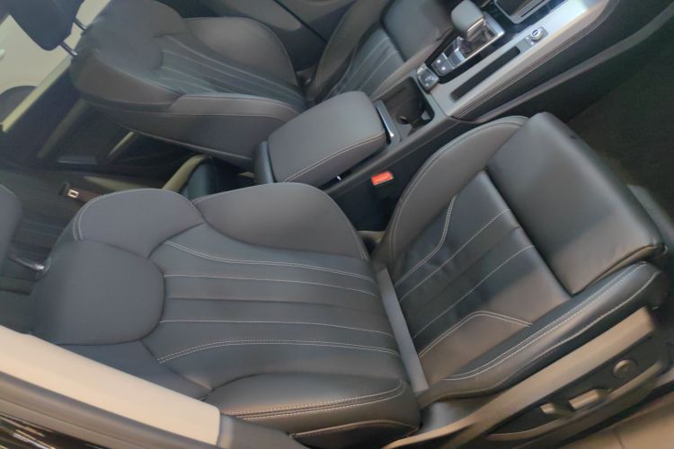 奥迪Q5L 2022款 40T 时尚动感型局部细节41