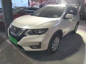 日产 奇骏 2020款 2.0L XL ITS CVT 2WD智联舒适版