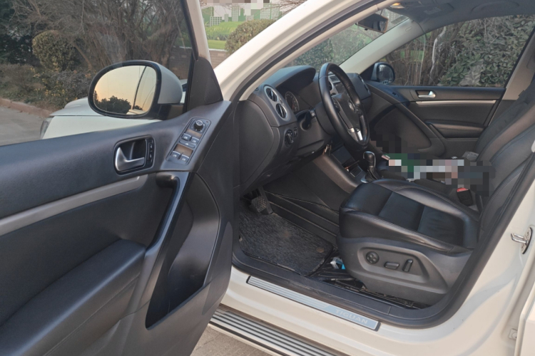 大众 途观 2013款 1.8TSI 自动两驱舒适版中控内饰7003