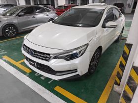 启辰D60 2018款 1.6L CVT智联精英版
