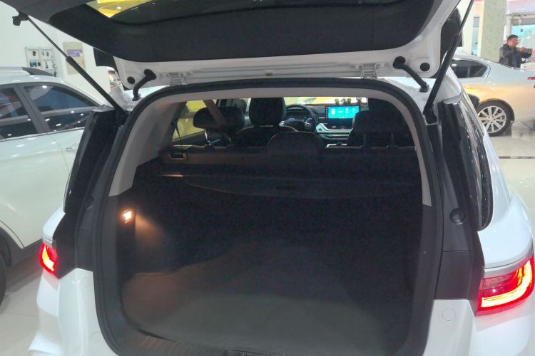 吉利汽车 远景X6 2020款 1.4T CVT尊贵型机舱底盘23