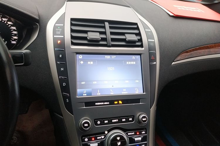 林肯MKZ 2020款 2.0T 尊享版中控内饰16