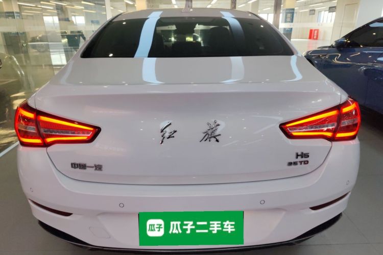红旗H5 2020款 1.8T 自动智联旗享版车身外观6004